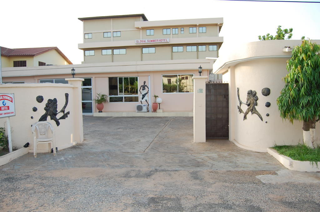 Global Summer Hotel Accra Exterior photo